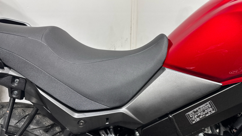 Suzuki V-Strom DL650AM1 (21MY)